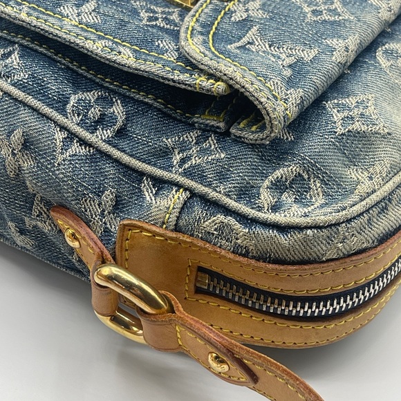 Louis Vuitton Denim Camera Bag Jean Monogram Crossbody Shoulder Vintage Rare LV - Picture 4 of 16
